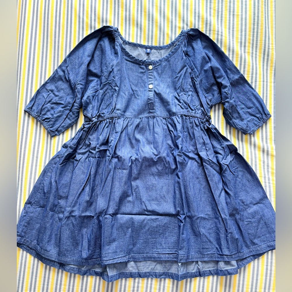 NWOT Uniqlo Stylish Blue Soft Denim Dress with puffy sleeves
